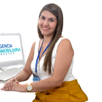 Isabel_Quiñonez_Contacto_310_412_18_59__3_-removebg-preview